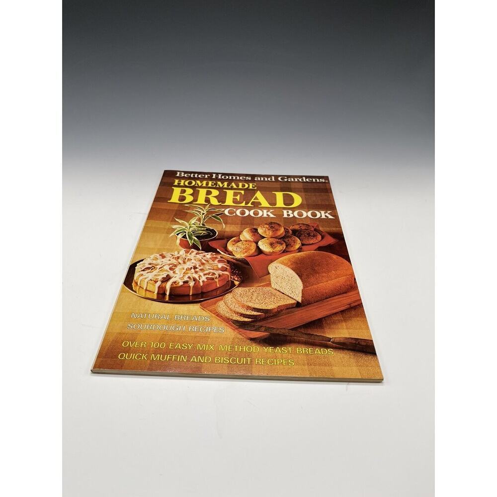 Better Homes & Gardens Homemade Bread Cookbook Vintage 1st Edition 1973
